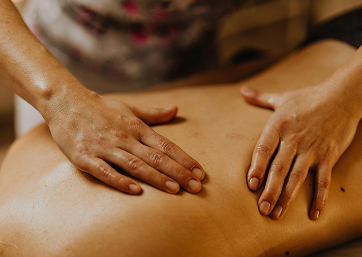 リンパマッサージ